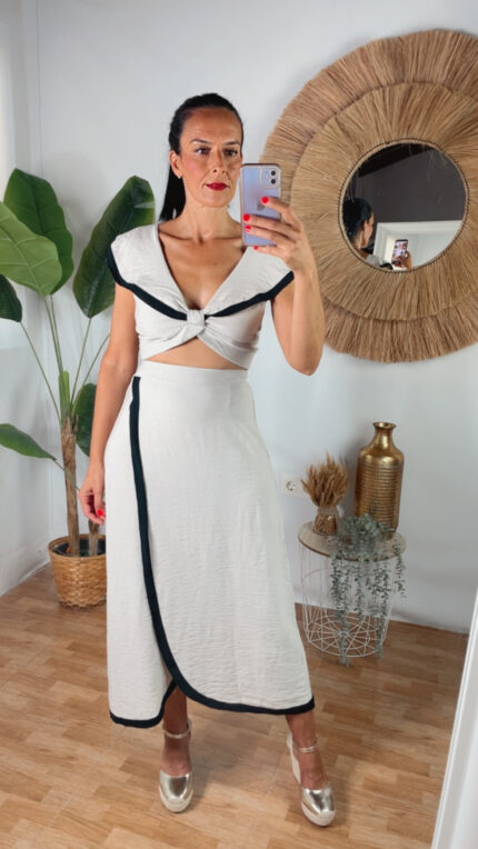 Conjunto bicolor.